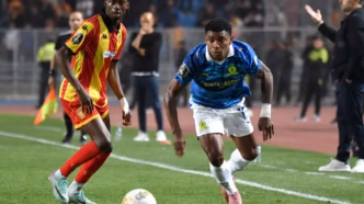 Mamelodi Sundowns players celebrating win over Esperance in CAF Champions League