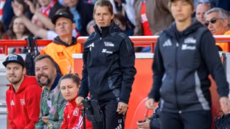 Marie-Louise Eta on the sidelines during a Union Berlin Bundesliga training session.