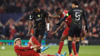 Hugo Ekitike stretchered off during Liverpool vs PSG Champions League match