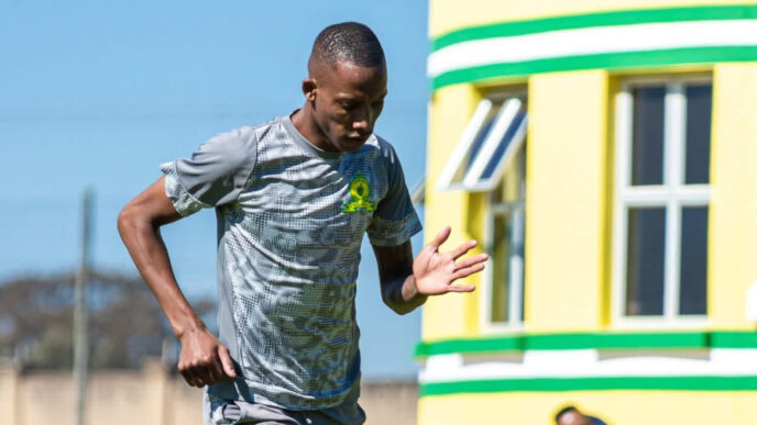 Divine Lunga playing for Mamelodi Sundowns in CAF Champions League